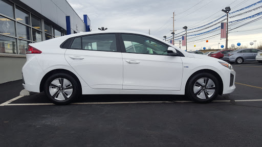 Hyundai Dealer «Hyundai City», reviews and photos