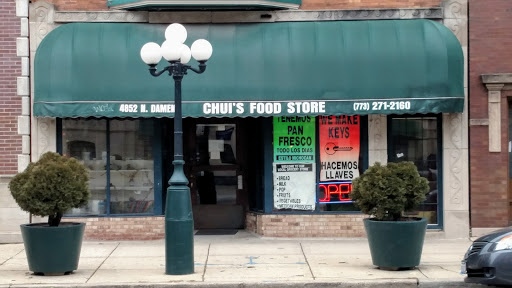 Grocery Store «Chuis Food Store», reviews and photos, 4852 N Damen Ave, Chicago, IL 60625, USA