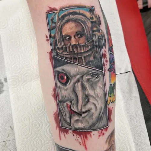 Reviews of Never Surrender Tattoo and Art studio in Nottingham - Tatoo shop