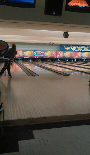 Bowling Alley «Plaza Lanes», reviews and photos, 2701 Douglas Ave, Des Moines, IA 50310, USA