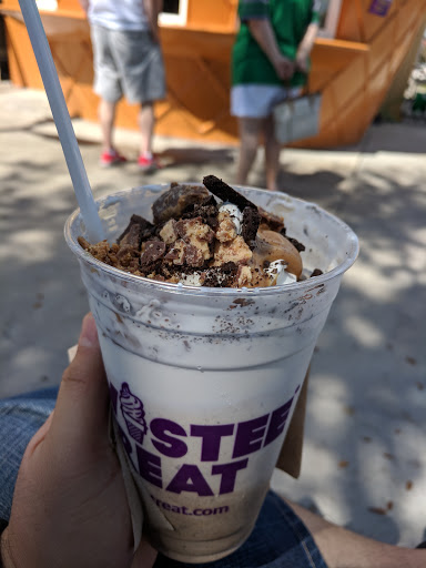 Ice Cream Shop «Twistee Treat Valrico», reviews and photos, 1886 FL-60, Brandon, FL 33511, USA