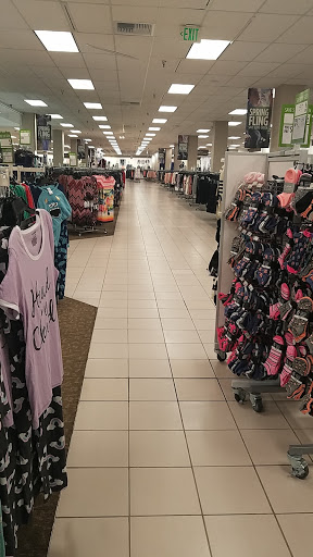 Department Store «Sears», reviews and photos, 9301 Tampa Ave, Northridge, CA 91324, USA