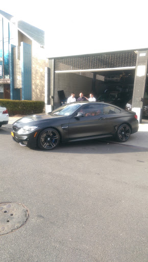 BMW Dealer «Life Quality BMW: Sales», reviews and photos, 9326 4th Ave, Brooklyn, NY 11209, USA