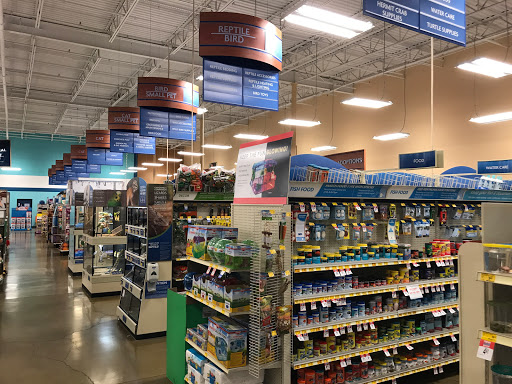 Pet Supply Store «PetSmart», reviews and photos, 1140 W Elliot Rd, Tempe, AZ 85284, USA