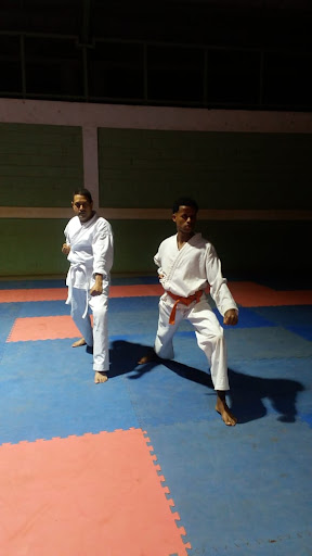 Escuela de karate Cholo