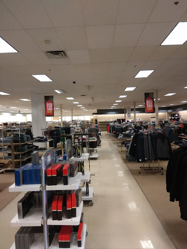 Shopping Mall «Wilton Mall», reviews and photos, 3065 NY-50, Saratoga Springs, NY 12866, USA