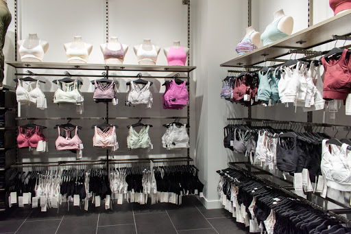 Sportswear Store «lululemon», reviews and photos, 21 W Jefferson Ave, Naperville, IL 60540, USA