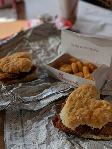 Fast Food Restaurant «Chick-fil-A», reviews and photos, 488 Morrison Moore Pkwy E, Dahlonega, GA 30533, USA