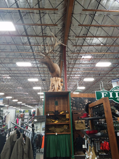 Sporting Goods Store «Sportco Warehouse Sporting Goods», reviews and photos, 4602 20th St E, Fife, WA 98424, USA