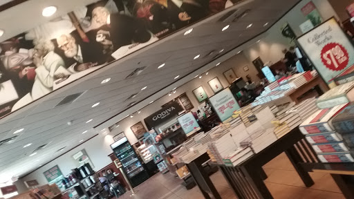 Book Store «Barnes & Noble», reviews and photos, 12193 Fair Lakes Promenade Dr, Fairfax, VA 22033, USA