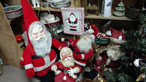 Unfinished Furniture Store «Chestertown Antique & Furniture», reviews and photos, 6612 Church Hill Rd, Chestertown, MD 21620, USA