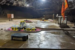 Jambuvan Caves image