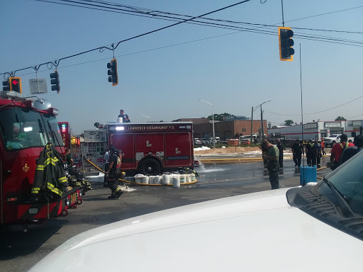 Used Car Dealer «5 Towns Drive.net», reviews and photos, 670 Burnside Ave, Inwood, NY 11096, USA