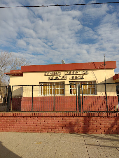 Escuela Primera Junta