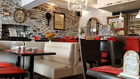 Atmosphère du Restaurant Crêperie Artisanale Ty Skorn à Cancale - n°11