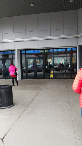 Movie Theater «UA Kaufman Astoria Cinemas 14 & RPX», reviews and photos, 35-30 38th St, Astoria, NY 11101, USA