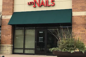 Le's Nails image