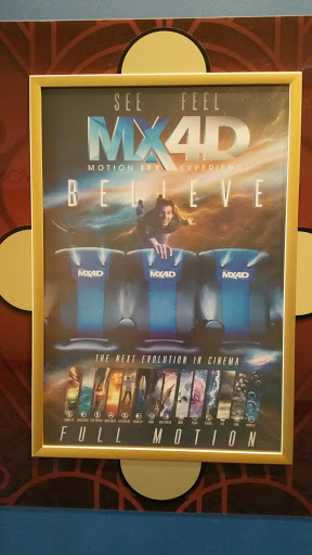 Movie Theater «B&B Theatres Shawnee 18», reviews and photos, 16301 Midland Dr, Shawnee, KS 66217, USA