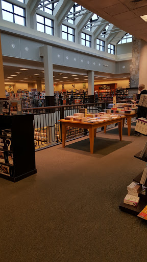 Book Store «Barnes & Noble», reviews and photos, 297 Oakbrook Center, Oak Brook, IL 60523, USA
