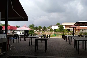 Country Garden Food Court (GOLDEN POINT FOODCOURT) image
