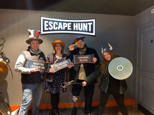 Escape Hunt Reading