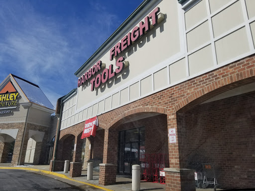 Hardware Store «Harbor Freight Tools», reviews and photos, 14250 Smoketown Rd, Woodbridge, VA 22192, USA