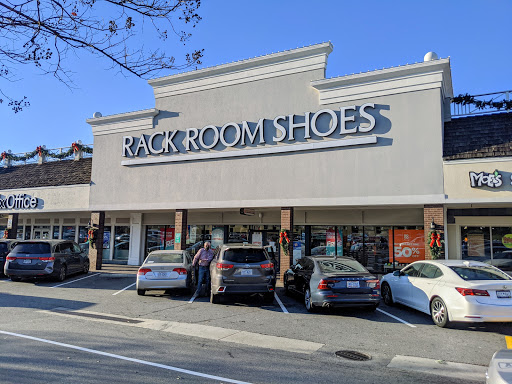 Shoe Store «Rack Room Shoes», reviews and photos, 220 S Stratford Rd, Winston-Salem, NC 27103, USA