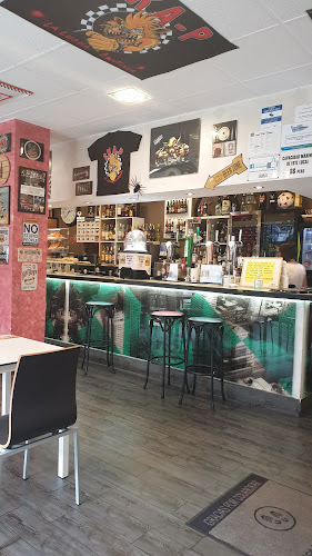 Tapikin café-bar en Gijón