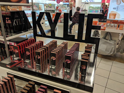 Hair Salon «Ulta Beauty», reviews and photos, 1450 N Litchfield Rd, Goodyear, AZ 85395, USA