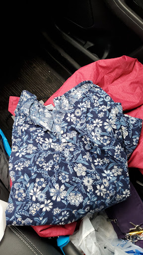 Clothing Store «Old Navy», reviews and photos, 15661 S Apopka Vineland Rd, Orlando, FL 32821, USA