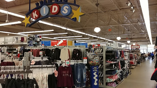 Clothing Store «Old Navy», reviews and photos, 1260 Carl D. Silver Parkway, Fredericksburg, VA 22401, USA