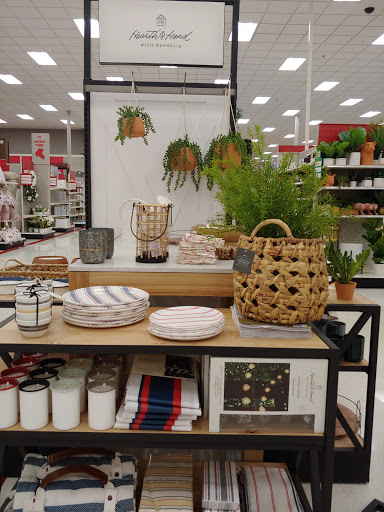 Department Store «Target», reviews and photos, 1135 Woodstock Rd, Roswell, GA 30075, USA