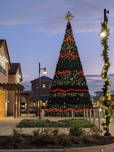 Shopping Mall «The Shops at Highland Village», reviews and photos, 1701 Shoal Creek, Highland Village, TX 75077, USA