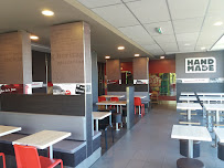 Atmosphère du Restaurant KFC Carrières-sous-Poissy à Carrières-sous-Poissy - n°18