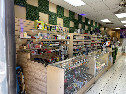 Tobacco Shop «High Q Cigar House», reviews and photos, 12127 E Carson St, Hawaiian Gardens, CA 90716, USA