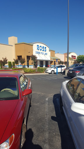 Clothing Store «Ross Dress for Less», reviews and photos, 3900 Sisk Rd, Modesto, CA 95356, USA