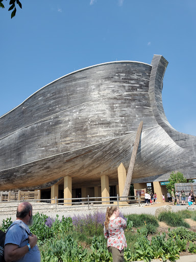 American Restaurant «Cracker Barrel Old Country Store», reviews and photos, 1131 Fashion Ridge Rd, Dry Ridge, KY 41035, USA