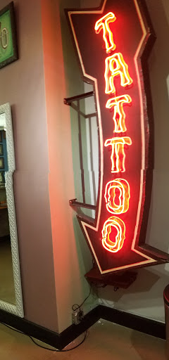 Tattoo Shop «Forever Tattoo», reviews and photos, 2418 16th St, Sacramento, CA 95818, USA