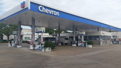 Gas Station «Chevron», reviews and photos, 12860 Memorial Dr, Houston, TX 77024, USA