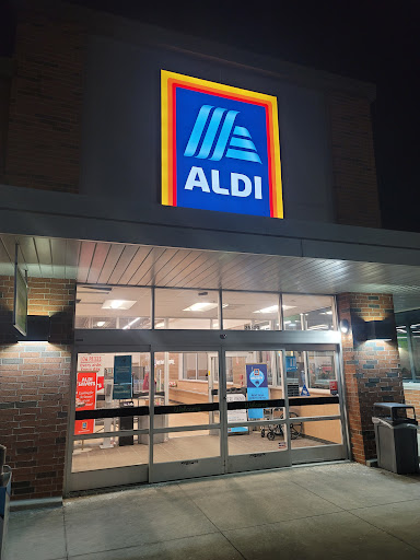 Supermarket «ALDI», reviews and photos, 26300 Greenfield Rd, Oak Park, MI 48237, USA