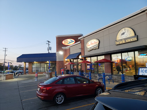 Car Wash «Delta Sonic Car Wash», reviews and photos, 3205 Orchard Park Rd, Orchard Park, NY 14127, USA