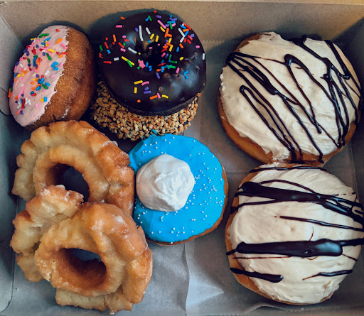 Donut Shop «Sprinkles Donut Shop», reviews and photos, 8467 Algoma Ave NE, Rockford, MI 49341, USA