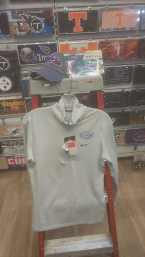 Shoe Store «Sport Seasons», reviews and photos, 56 White Bridge Pike, Nashville, TN 37205, USA