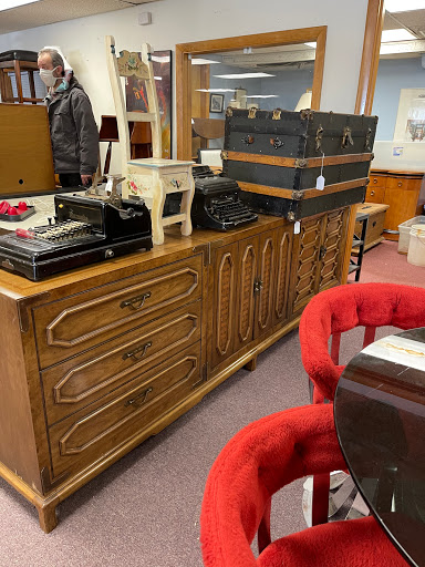 Antique Store «Buy and Consign», reviews and photos, 1250 Main St, Waltham, MA 02451, USA