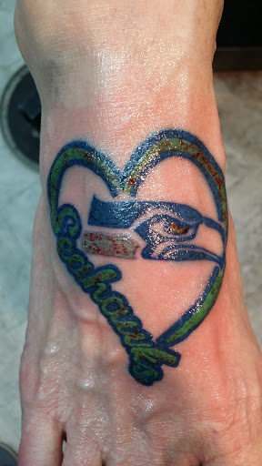 Tattoo Shop «Hardline Tattoo», reviews and photos, 109 W Main St, Monroe, WA 98272, USA