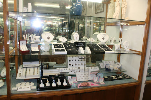 Montclair Jewelers Inc