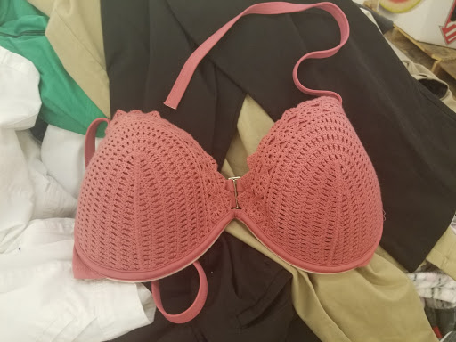 Discount Store «Bargains In A Box», reviews and photos, 4254 W Belmont Ave, Chicago, IL 60641, USA