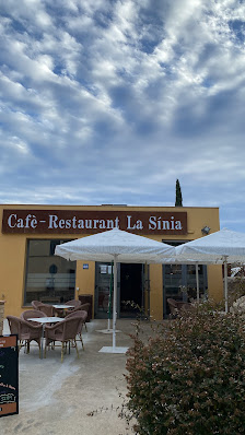 Restaurant Bar La Sinia - Cafeteria Carrer de Santa Maria, 21, 17760 Vilabertran, Girona, España
