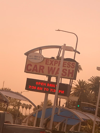 Car Wash «Wishy Washy Express Car Wash», reviews and photos, 14537 Sherman Way, Van Nuys, CA 91405, USA