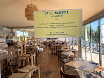 Atmosphère du Restaurant La Guinguette des Maquereaux à Nogent-sur-Marne - n°10